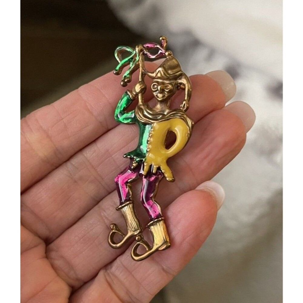 Mardi Gras Jester Brooch Pin Gold Tone Enamel Multicolor Costume Jewelry